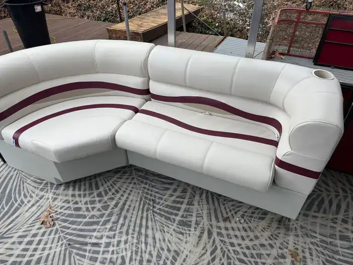 45" Right Premium Corner Bench Pontoon Seats
